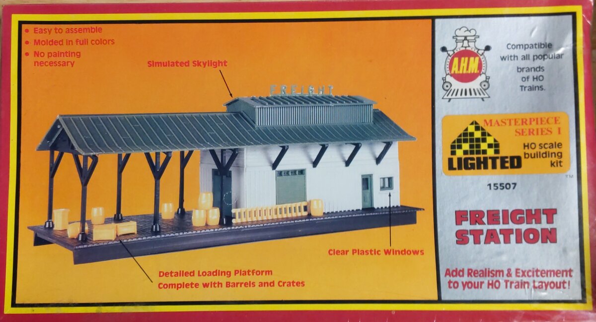 AHM 15507 HO Masterpiece Series I Freight Station