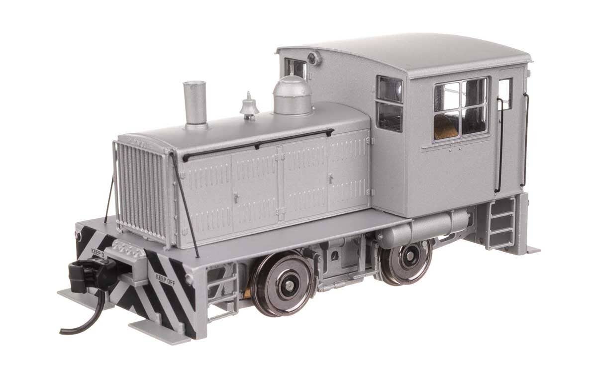 Walthers 910-20018 HO Undec Silver Plymouth ML-8 Industrial Switcher DCC only