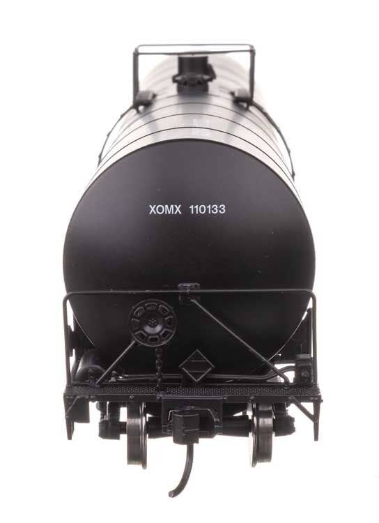 Walthers 910-48244 HO XOMX Trinity 25,000-Gallon Tank Car Ready to Run #110133