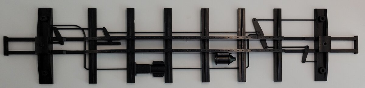 LGB 4078-UF Bulk Head Flat Car Truss Rod Underframe Base