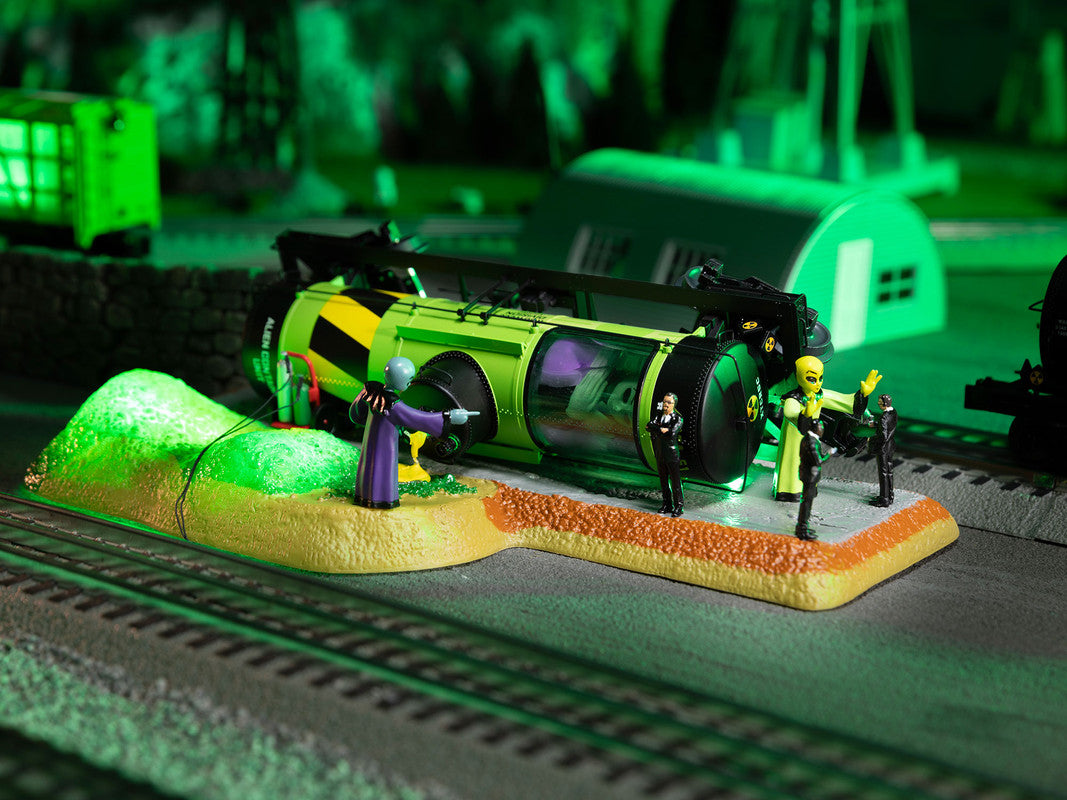 Lionel 2529050 O Area 51 Tank Car Accident