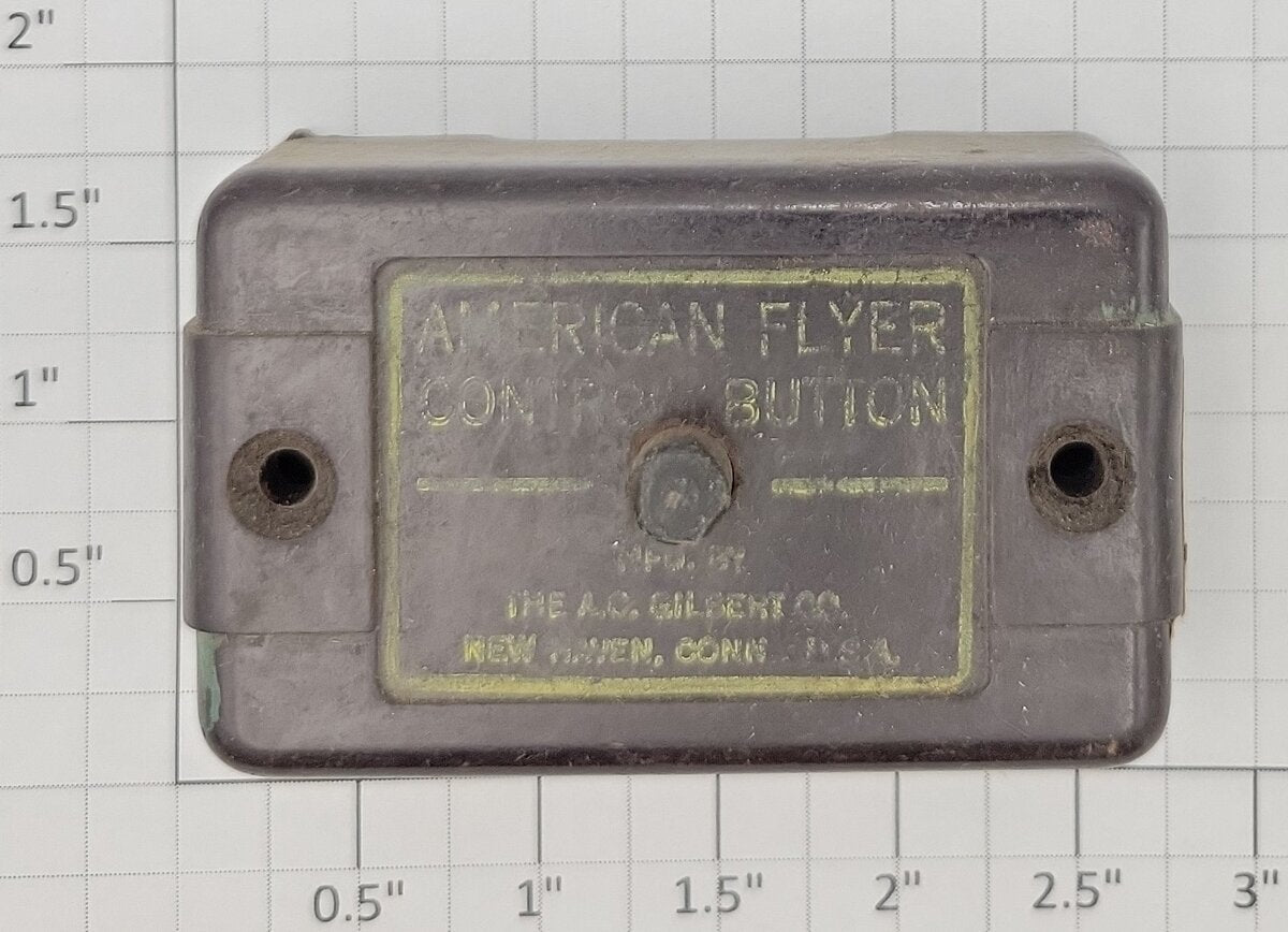 American Flyer XA10961-13 S Scale Brown with Yellow Print Control Button