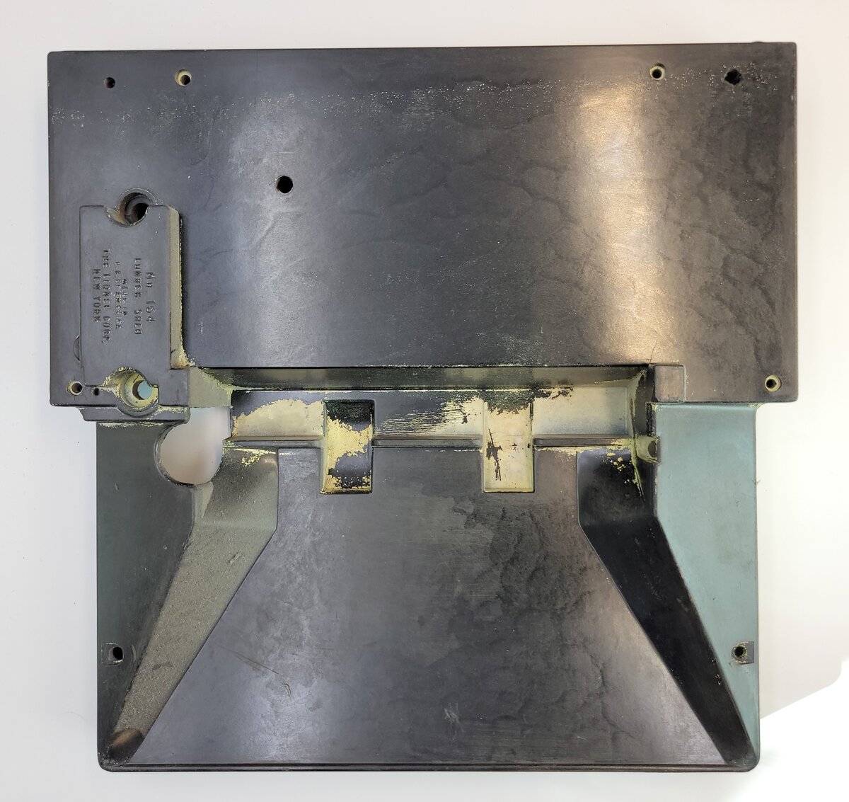 Lionel 164-54 Black Lumber Loader Base