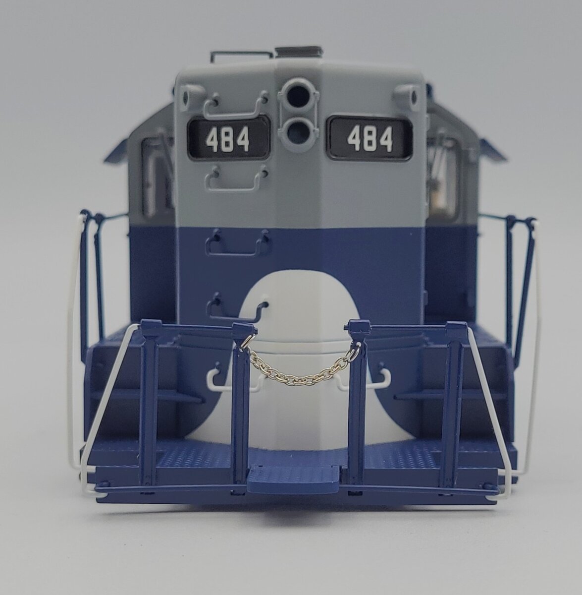Lionel 38895-2 Blue Wabash GP-9 Diesel Locomotive Body Shell #484