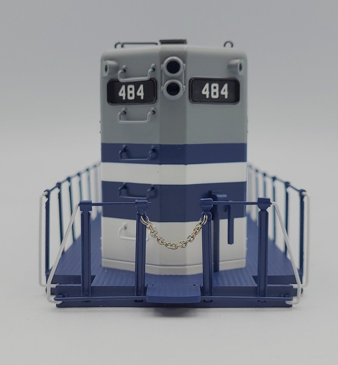Lionel 38895-2 Blue Wabash GP-9 Diesel Locomotive Body Shell #484