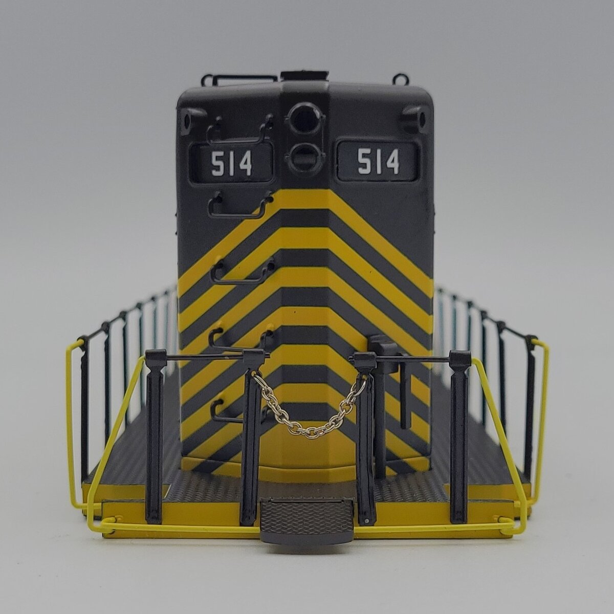 Lionel 38889-2 Black Nickel Plate Road GP-9 Diesel Locomotive Shell #514