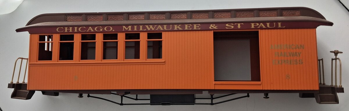 Bachmann G Scale Chicago Milwaukee & ST.PAUL Baggage Combine Frame and Shell #8