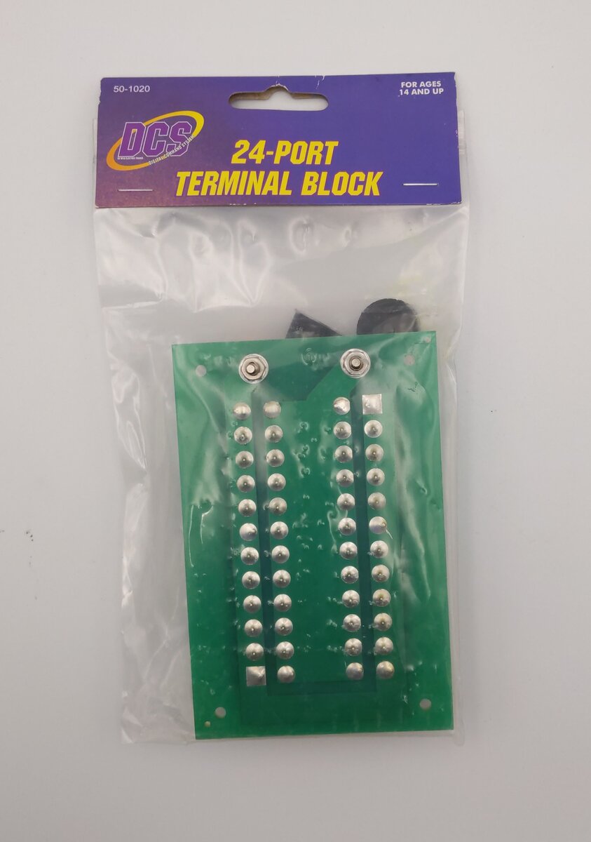 MTH 50-1020 24-Port Terminal Power Distribution Block