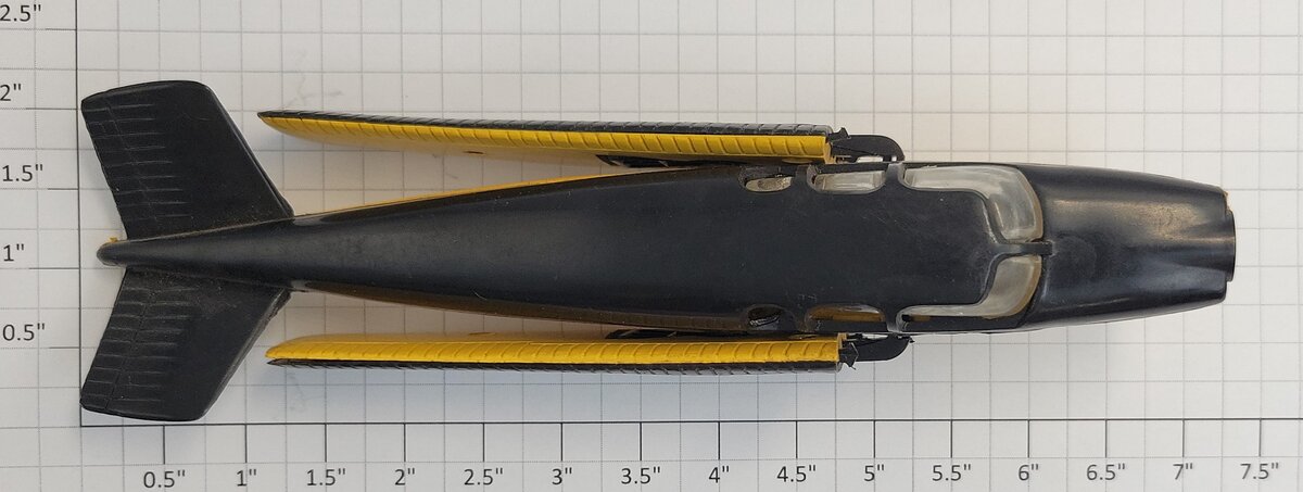 Lionel 6800-60 Black Over Yellow Airplane without Propeller