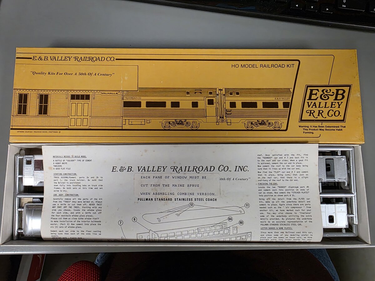 E&B Valley 018-3502 HO Pullman Stainless Coach/Combine Building Kit