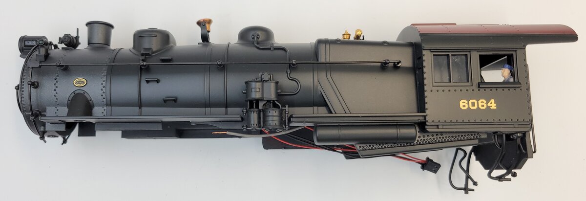 Lionel 28706-2 Pennsylvania / Reading 4-4-2 E-6 Steam Body Shell #6064