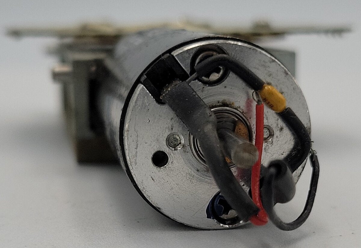 Maxon 137488 20 Volt DC Motor with Siemens 00322513-02 Drive Unit