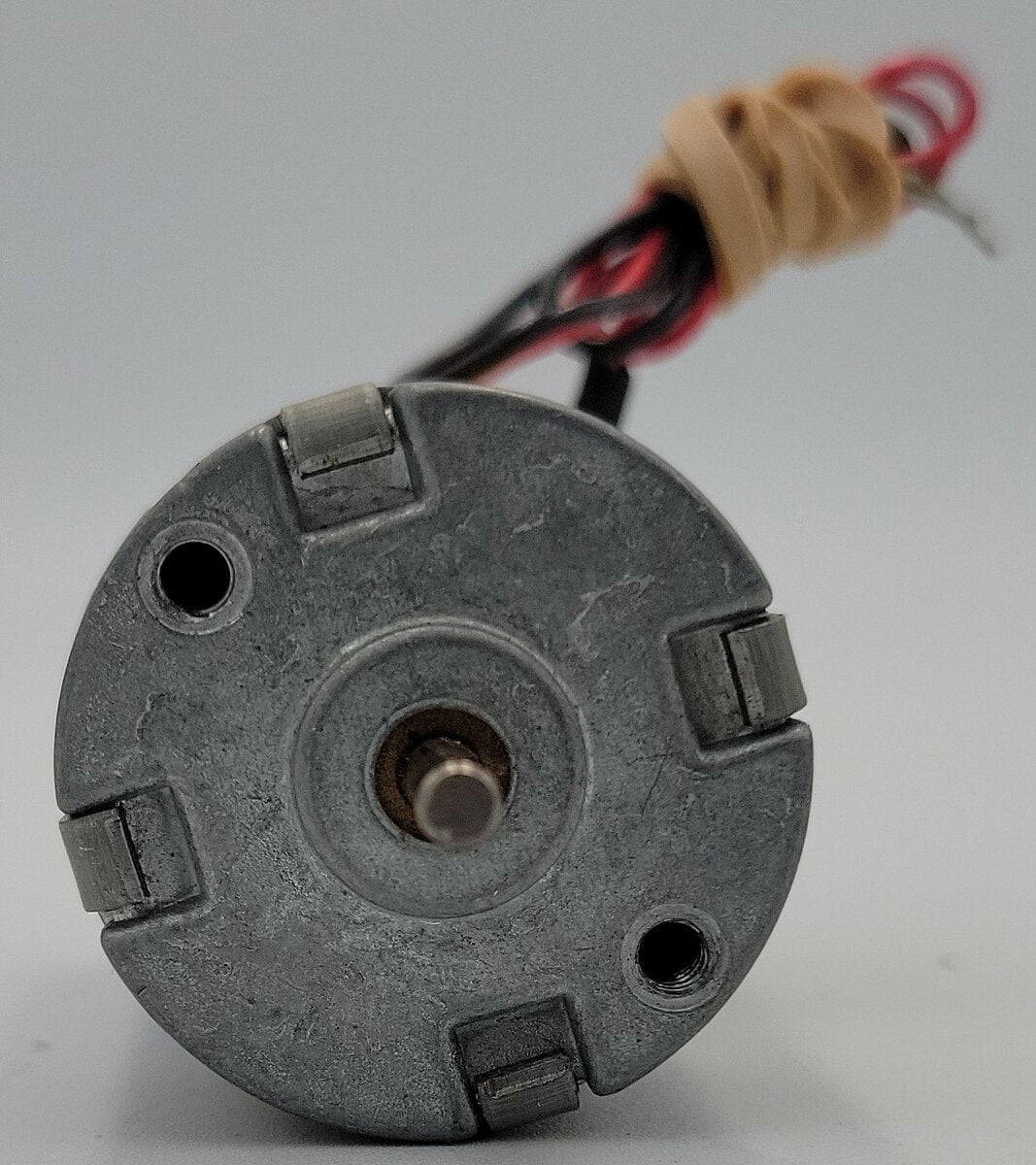 Barber-Colman FYQM-63100-51 12-Volt DC Miniature Electric Motor