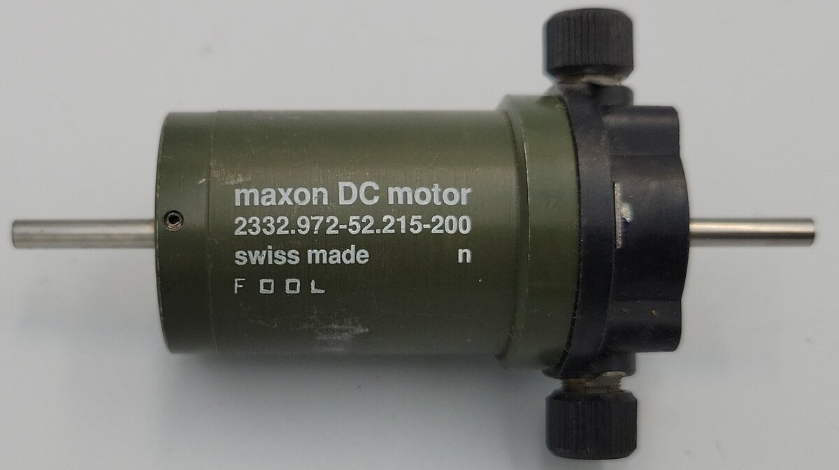 Maxon 2332.972-52.215-200 20 Volt DC Servo Motor