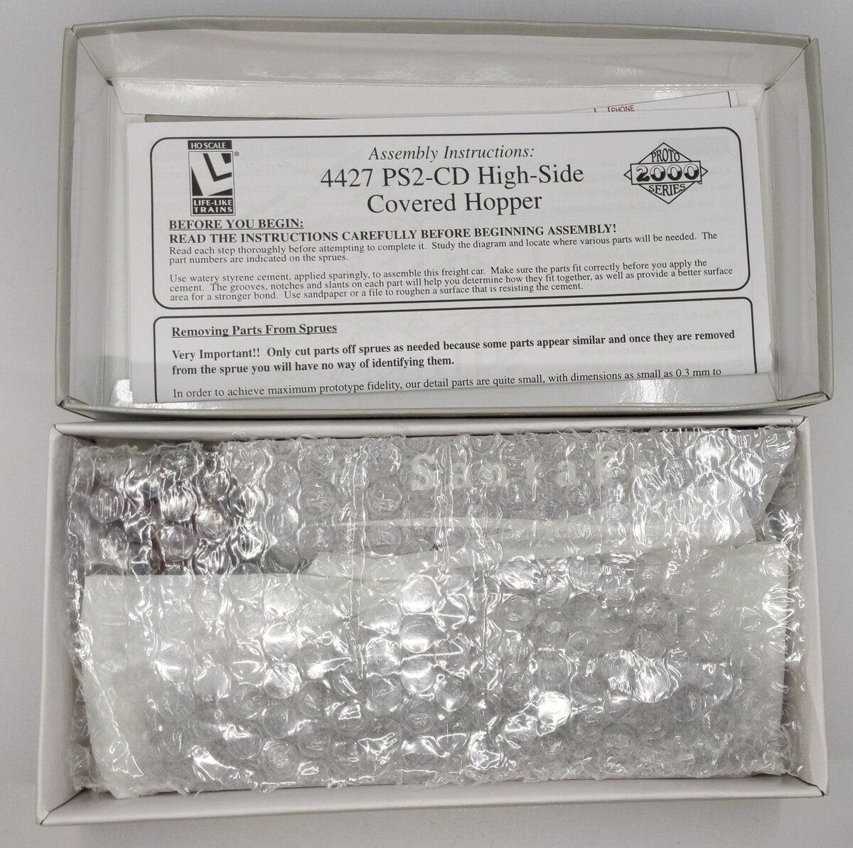 Proto 2000 30121 4427 PS2-CD High-Side Covered Hopper Plastic Model Kit: #308085