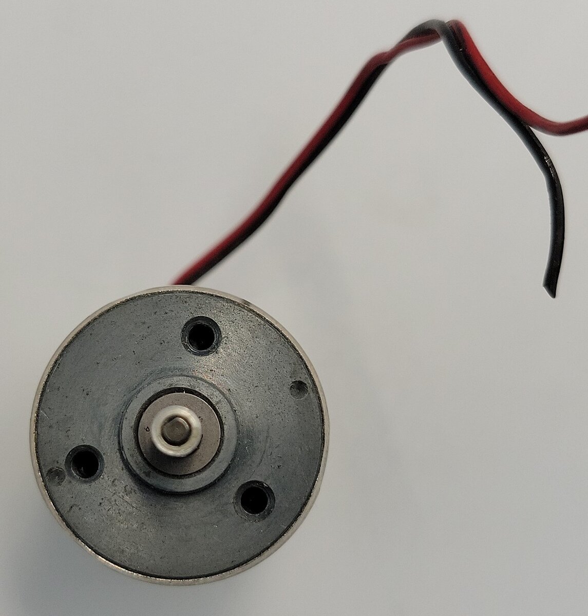 Escap 26 PL 11 216 83 16 Volt DC Can Motor with Wire