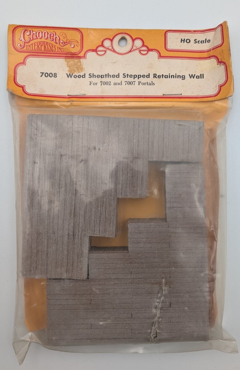 Chooch Enterprises 7008 HO Wood Sheathed Stepped Retaining Wall