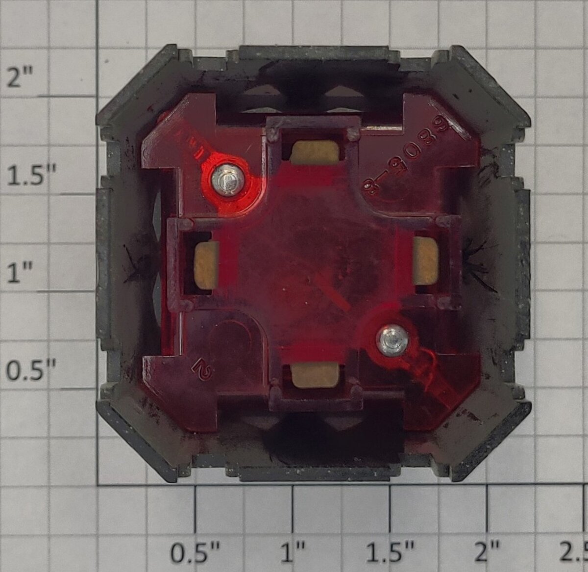 Lionel 6805-27 Gray Radioactive Canister with Red Lens and Bulb
