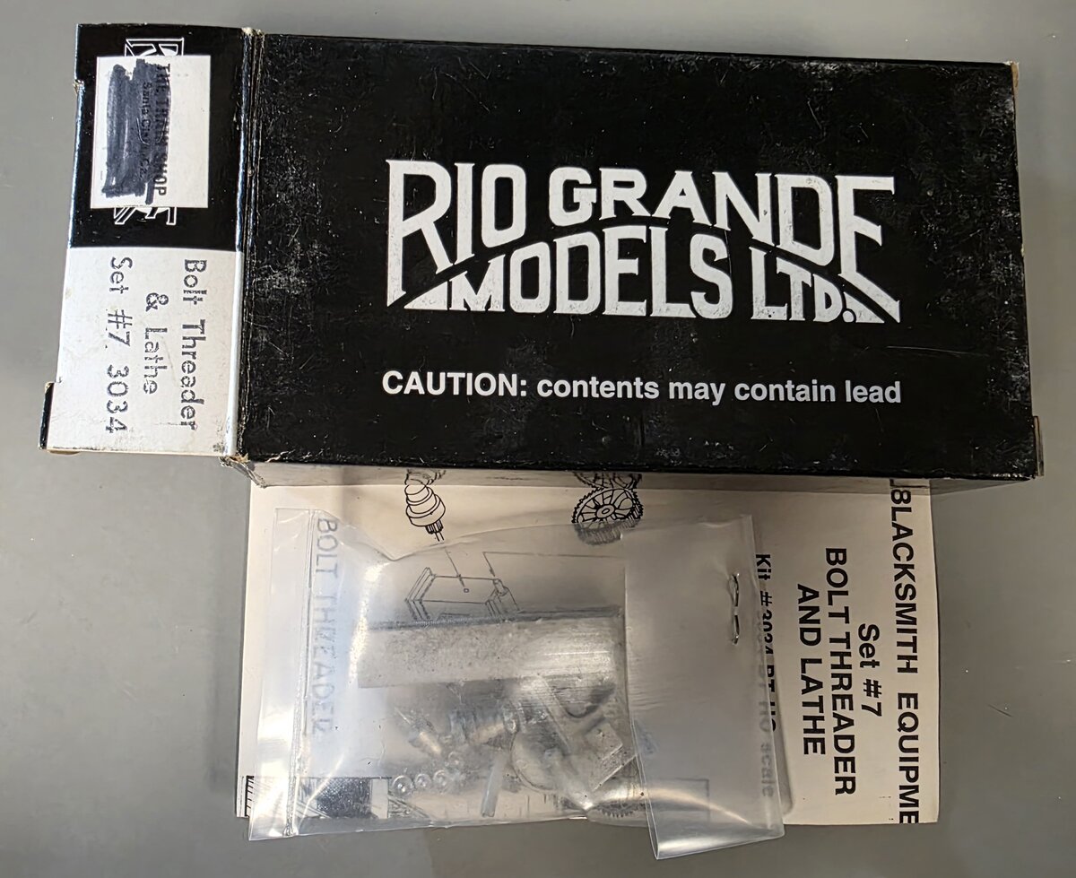 Rio Grande Models 3034 HO Blacksmith Equipment Set #7 Bolt Threader & Lathe Kit