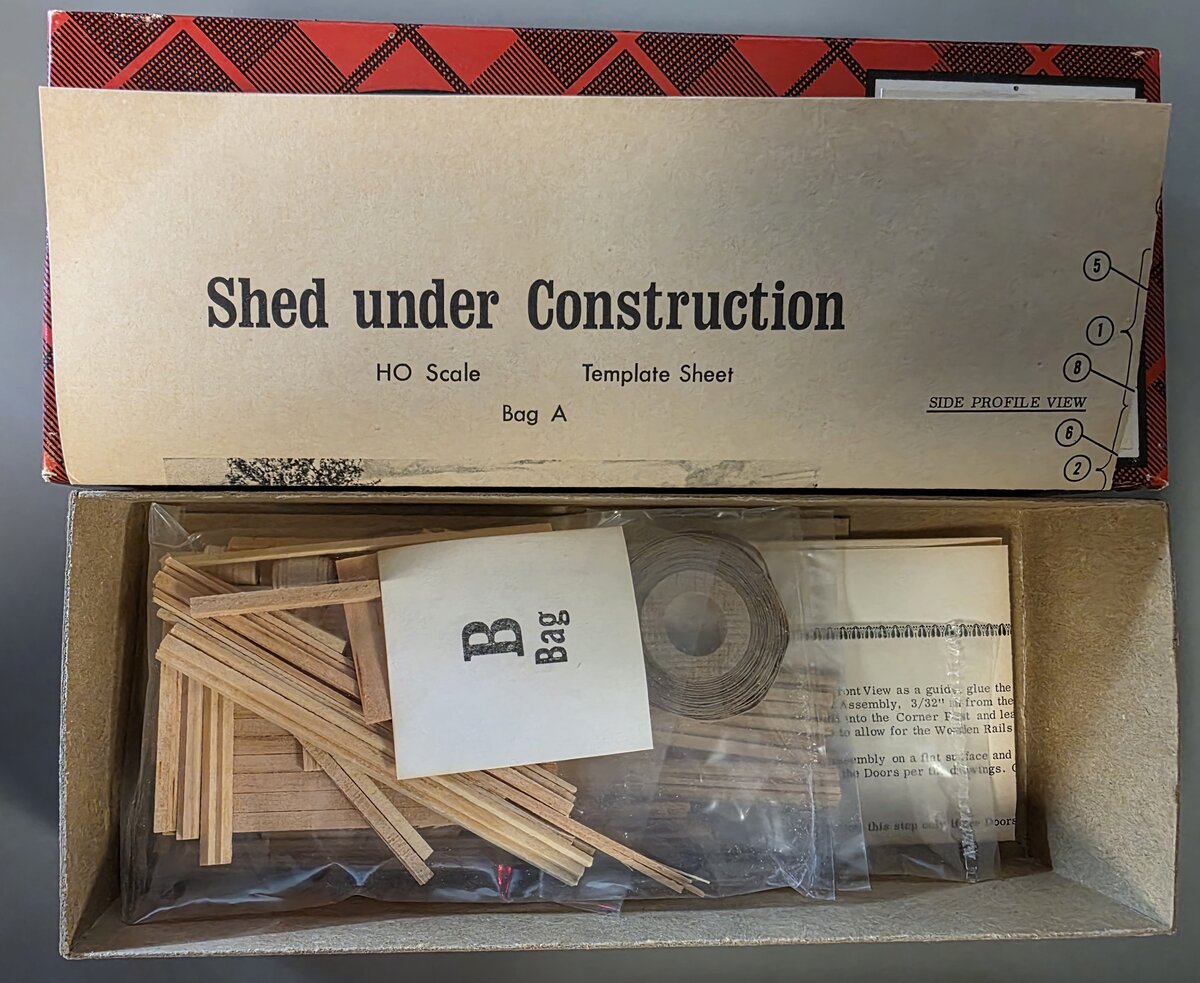 Campbell Scale Models 368-795 HO Shed Under Construction & Double Hand Car House
