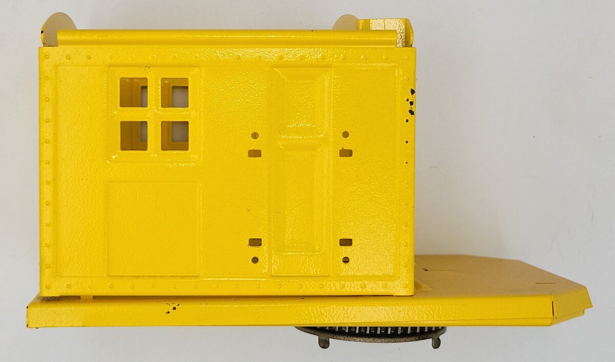 Lionel 219-100 Repainted Yellow Cab Upper & Lower Platform Assembly