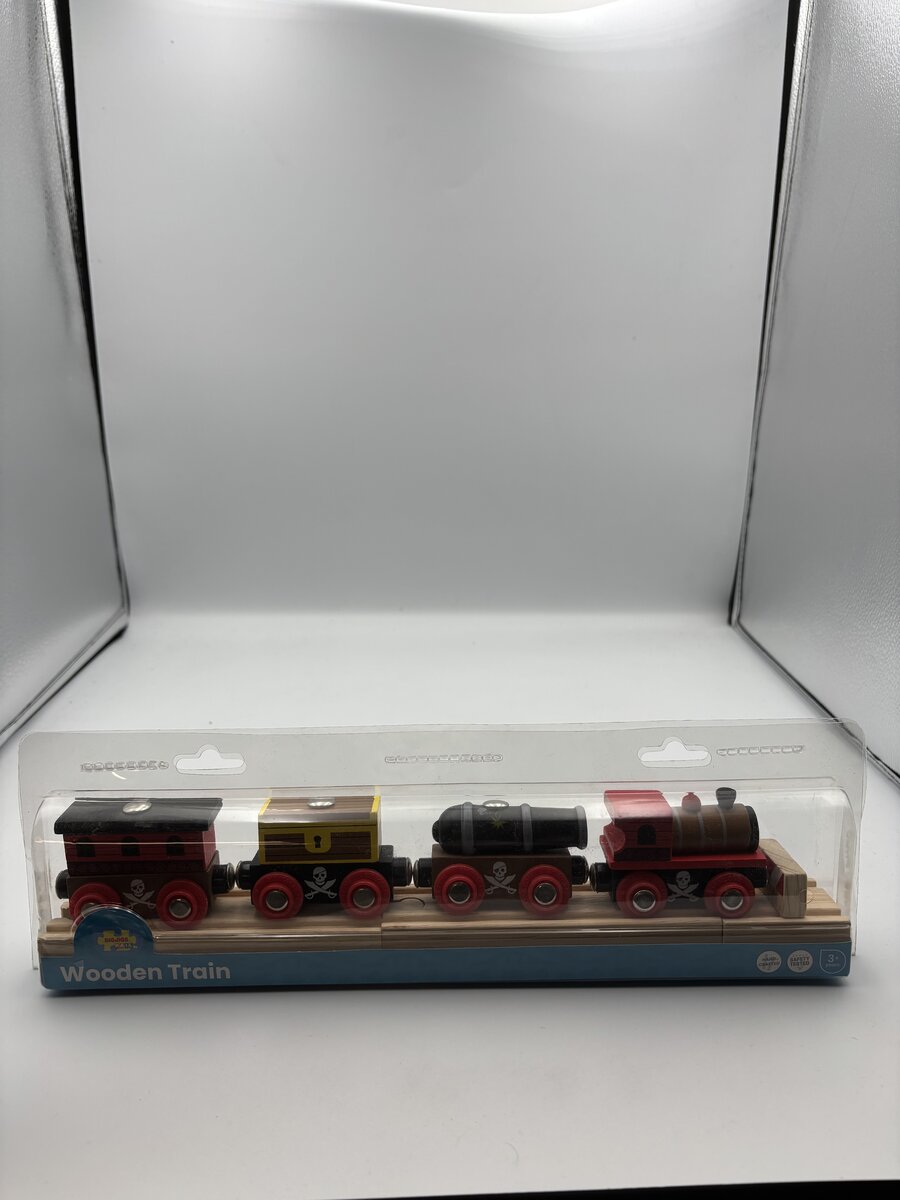 Big Jig Rails BJT473 Wooden Train/Pirate Train