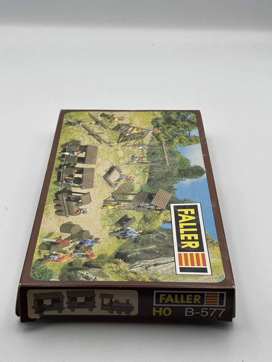 Faller b-577 HO Adventure Play-Ground
