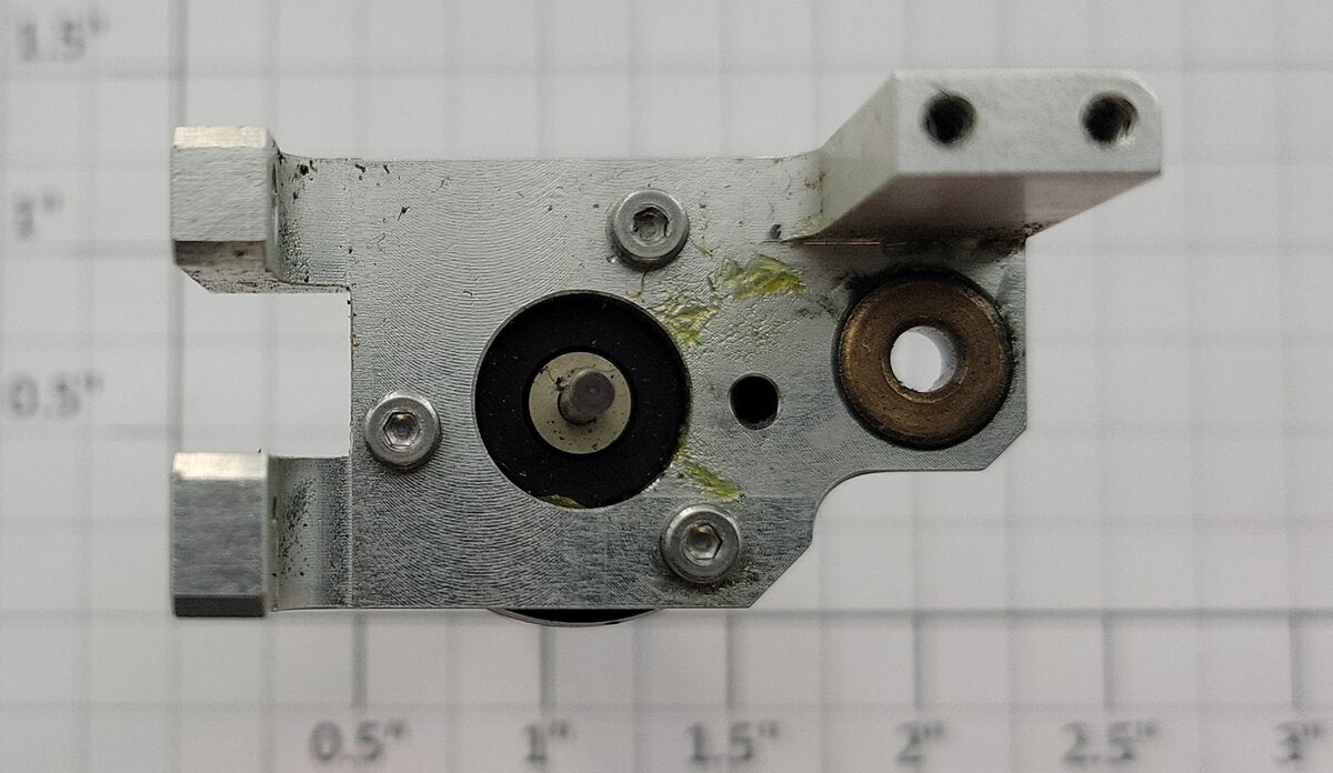 Escap 22N1R28 216E 231 6-Volt DC Can Motor with Bracket