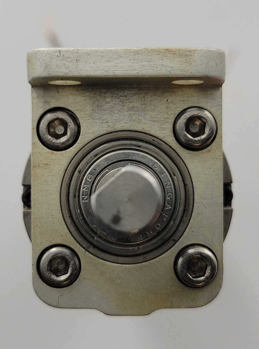 Faulhaber 3042W024C 20-Volt DC Can Motor with Gearhead and Bracket