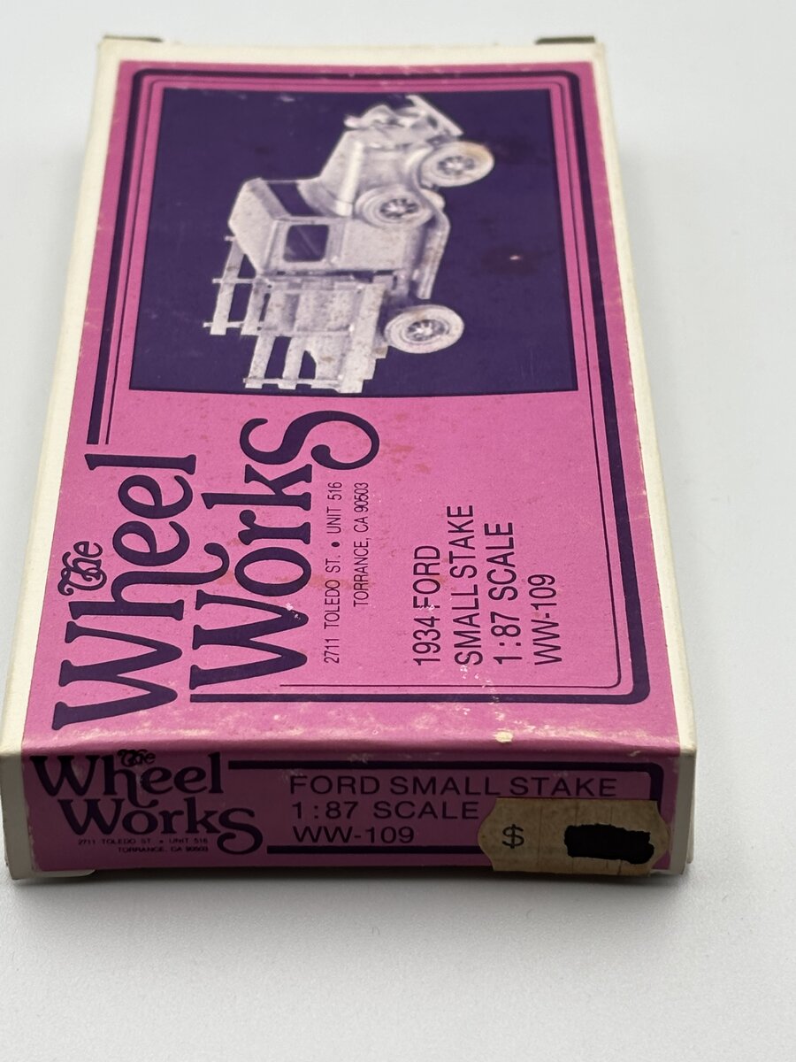 Wheel Works WW-109 1934 Ford Small Stake 1:87 Scale Build Kit