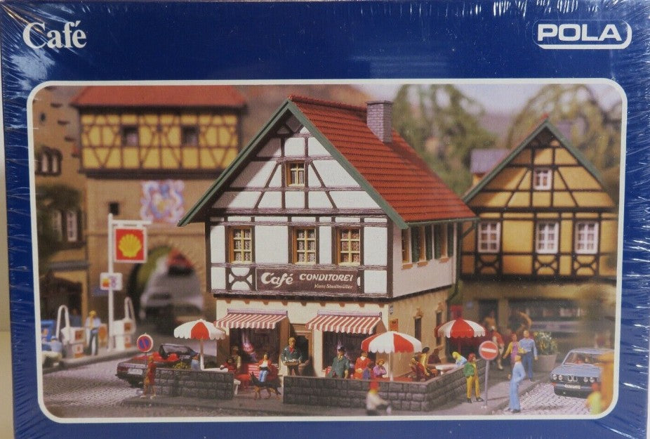 Pola 577 HO Scale Cafe Model Building Kit