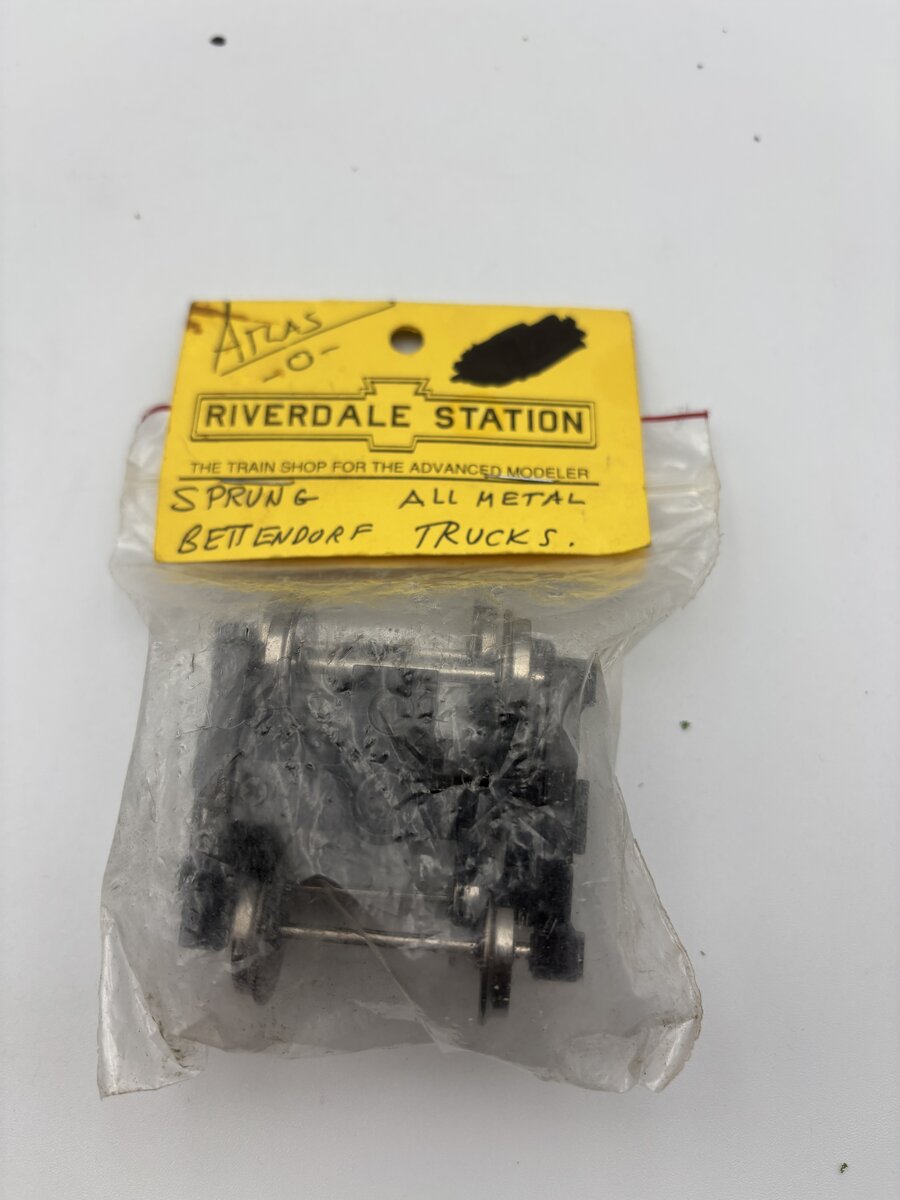 Atlas O-Scale Model Railroad Sprung Bettendorf All-Metal trucks (Bag of 2)