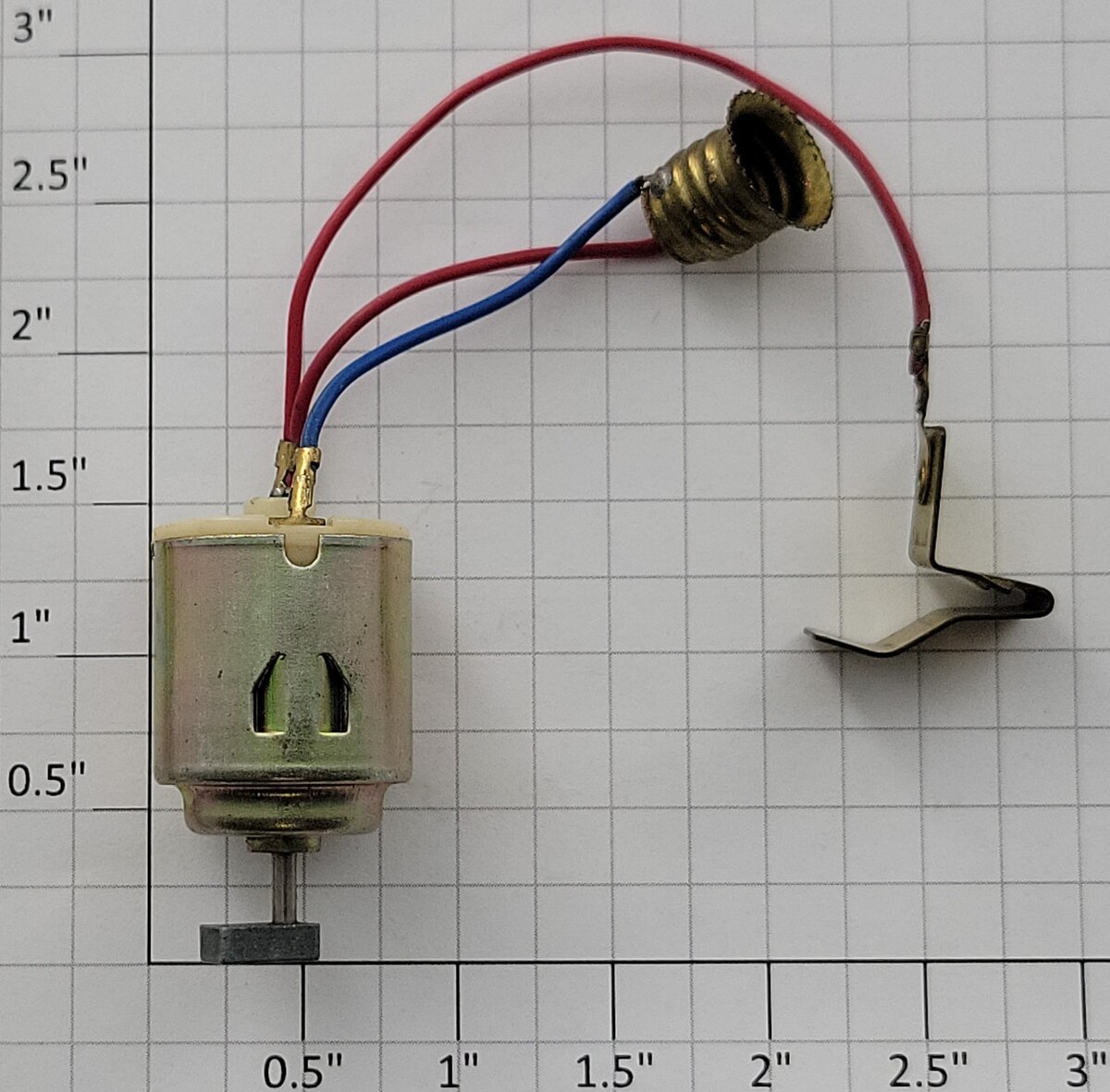 Mabuchi RE-36 3-Volt DC Can Motor with Light Socket and Contact