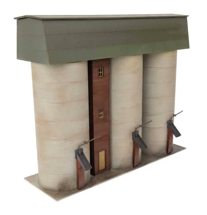 Walthers 933-4094 HO Vintage Coal Dealer Building Kit