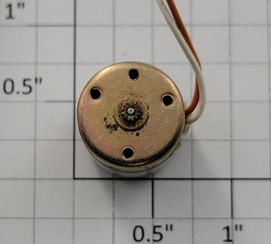 Nihon GM-16153 5-Volt DC Motor with Pinion Gear and Wire