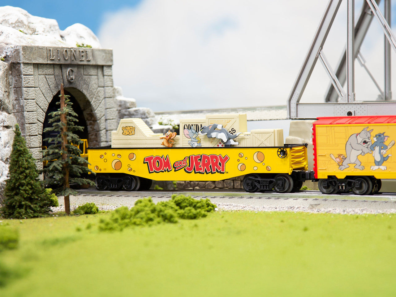 Lionel 2528520 O Tom and Jerry Chasing Gondola