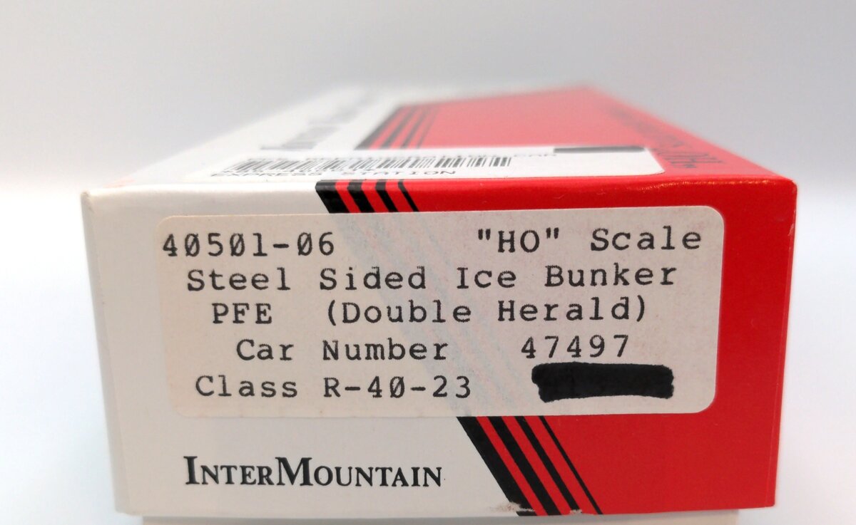 InterMountain 40501-06 HO Steel Sided Ice Bunker PFE Double Herald Car Kit
