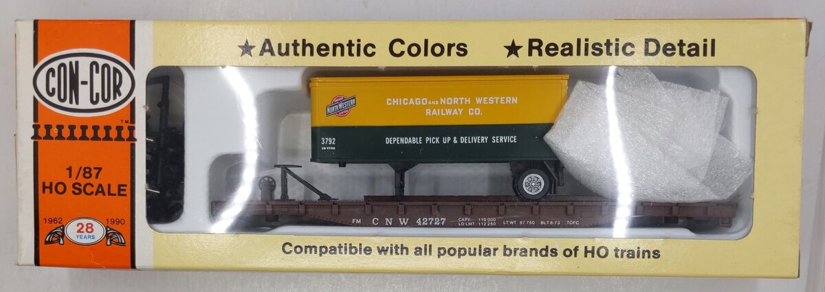 Con-Cor 0001-009165 HO Scale 54' TOFC Kit 28' Chicago & North Western Trailer