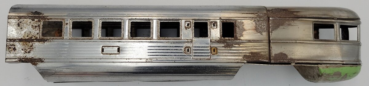 Lionel #618X O Gauge Flying Yankee Chrome Observation Car Shell