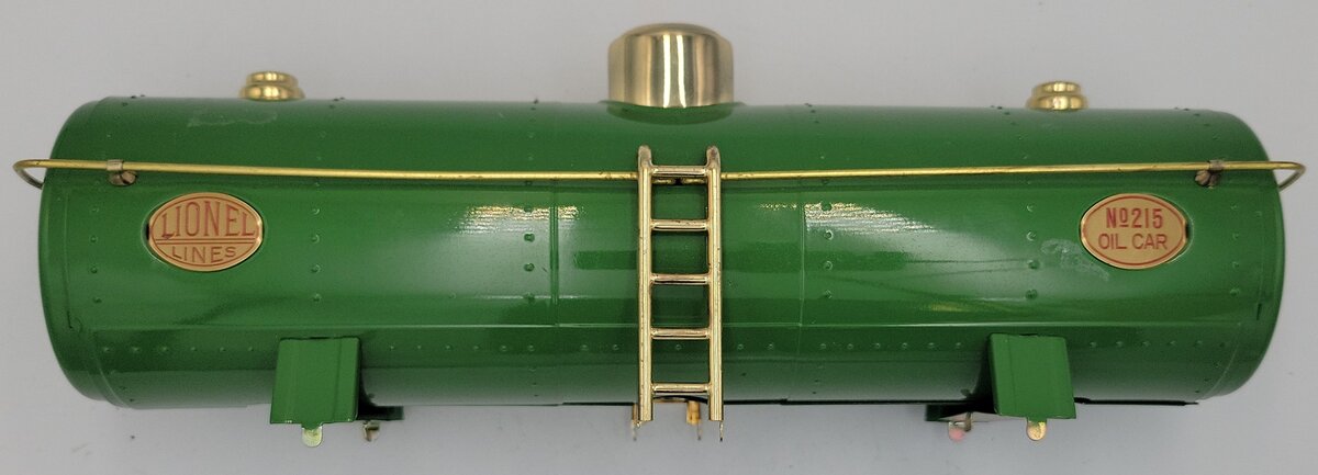Lionel 215-01 Oil Tank Car and Frame