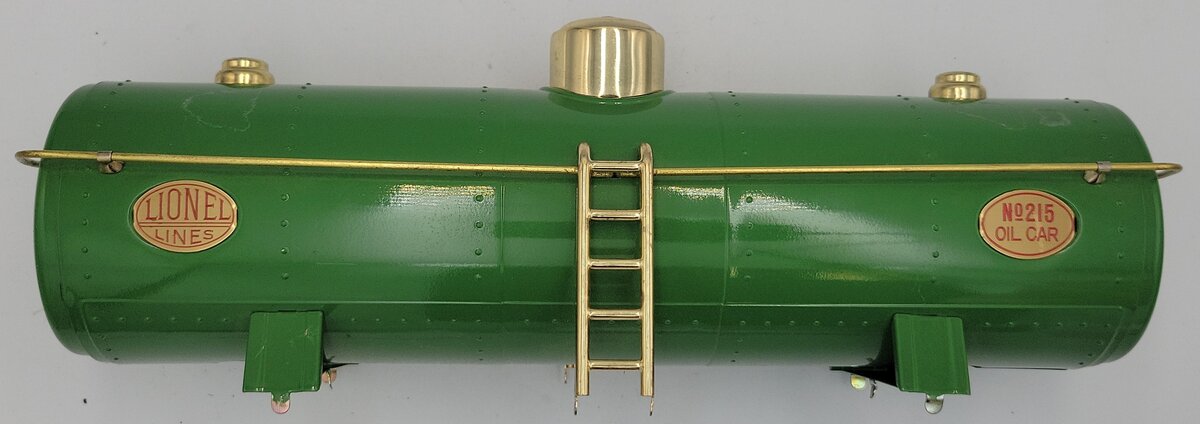 Lionel 215-01 Oil Tank Car and Frame
