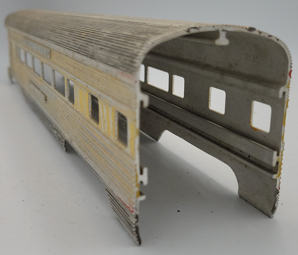 Lionel 2534-12 Silver Bluff Aluminum Passenger Car Shell