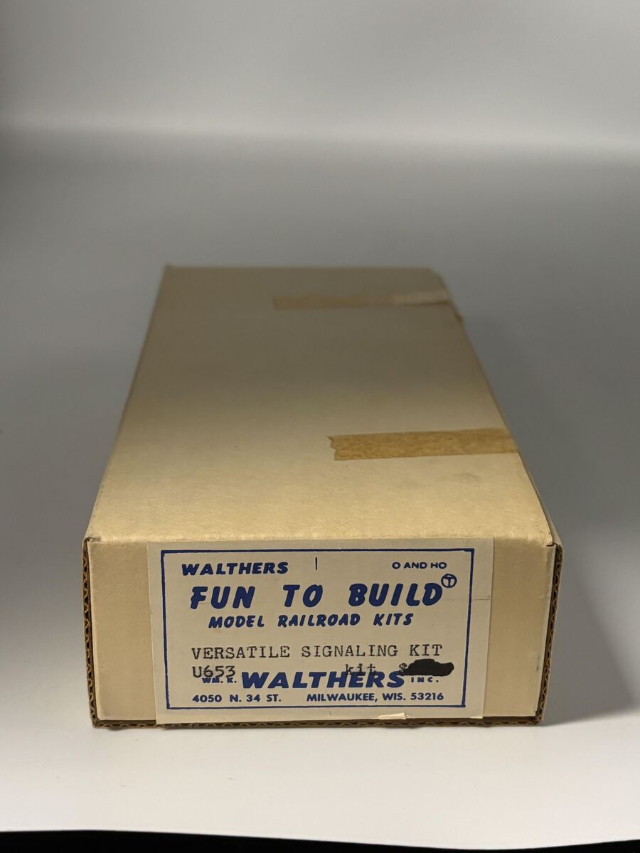Walthers U653 HO & O Versatile Signaling Kit