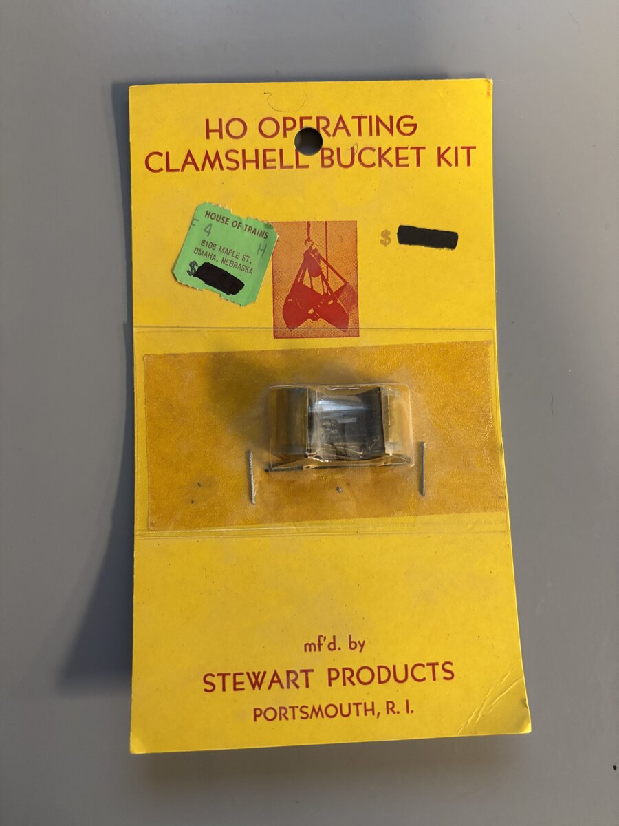 Stewart Hobbies 201 HO Operating Clamshell Bucket