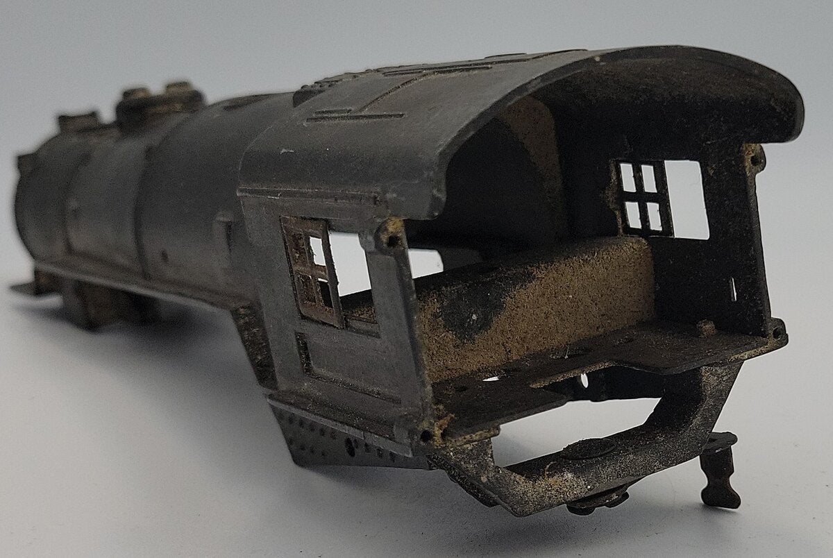 American Flyer 3323-1X O Gauge 2-4-2 Steam Locomotive Shell with Slot for E-Unit