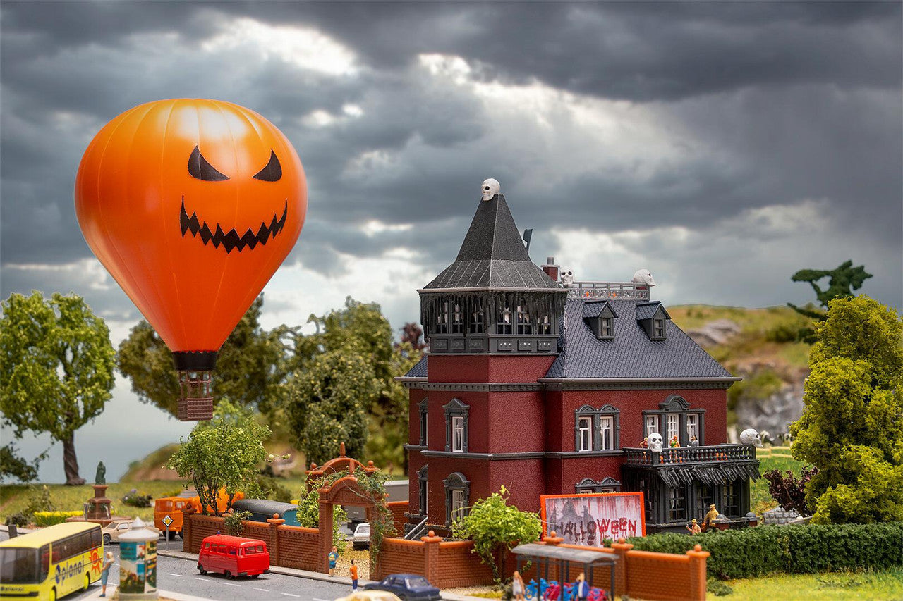 Faller 239009 N Halloween Promotional Set Building Kit