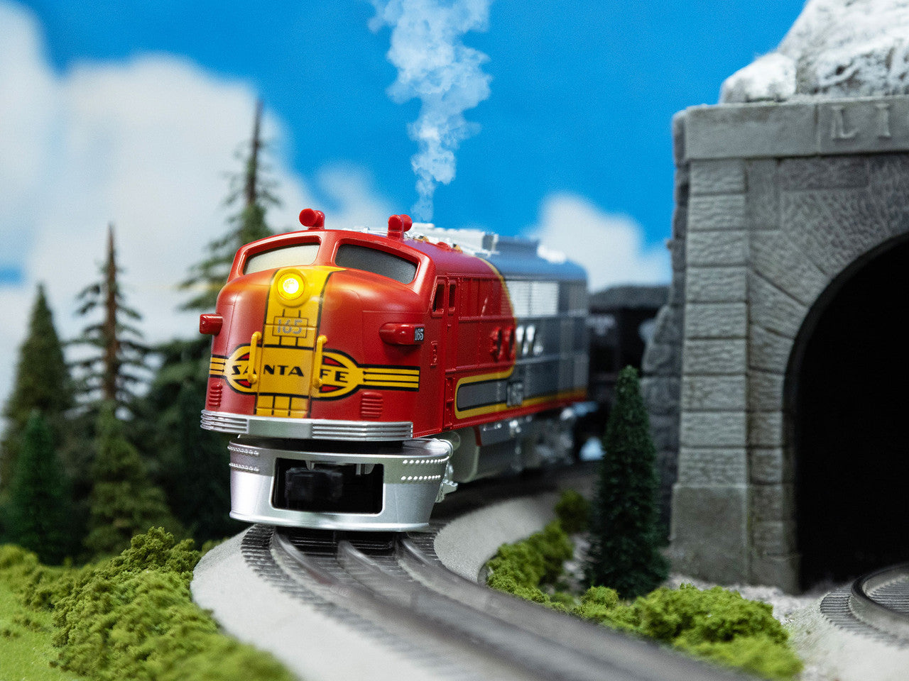 Lionel 7-12130 Santa Fe O Gauge Flyer Diesel Freight Battery Operated