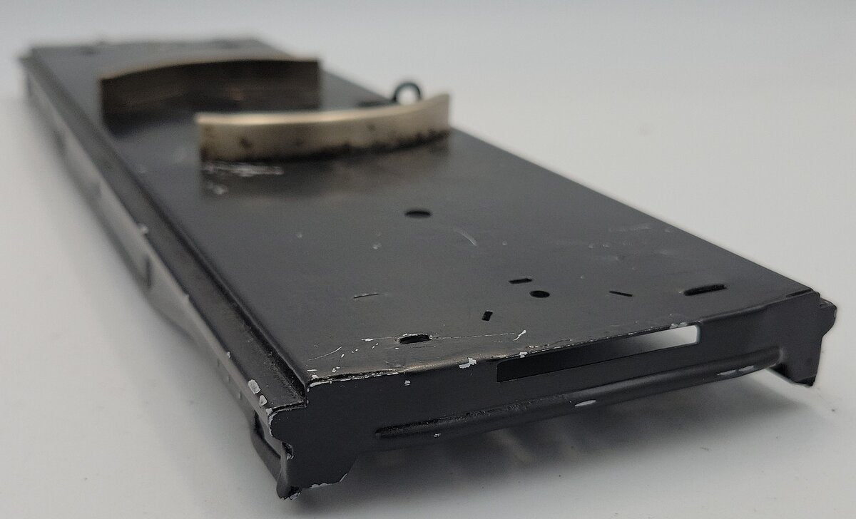 Lionel 219-3 Repainted Black Derrick Car Frame with One Latch Coupler