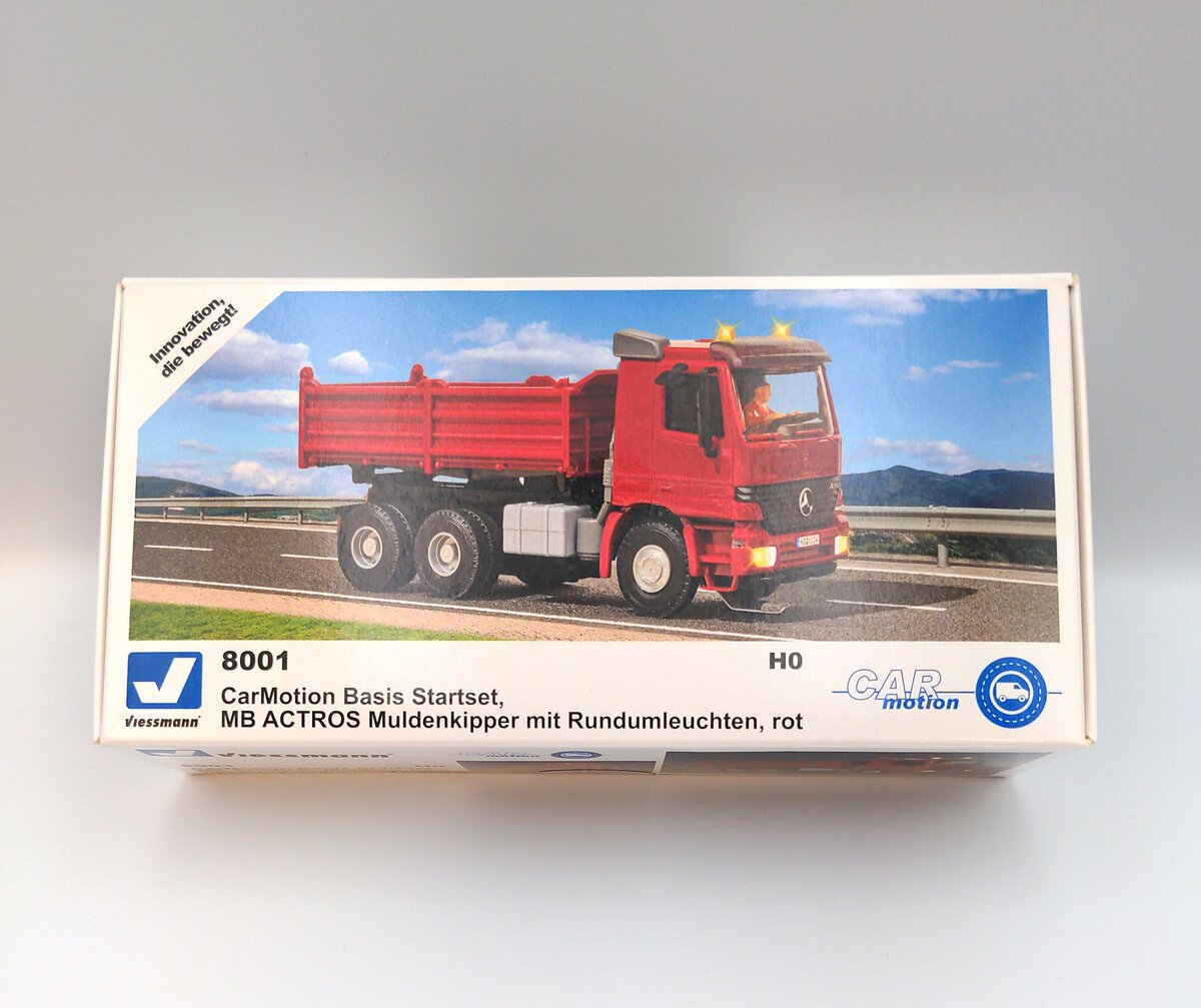 Viessmann 8001 HO Car Motion Basic Starter Set MB Actros Dump Truck w/Lights