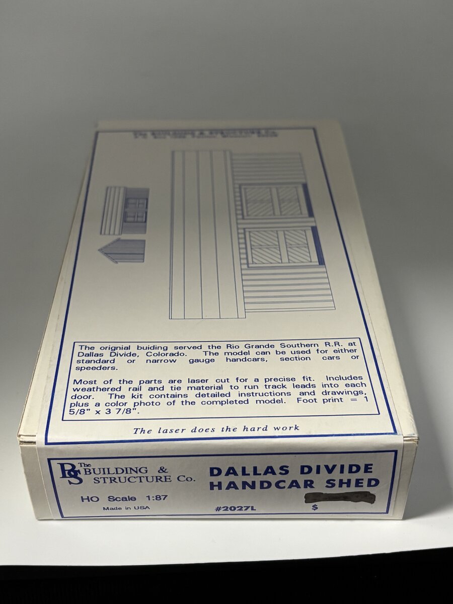 The Building & Structure 2027L HO Dallas Divide Handcar Shed Kit